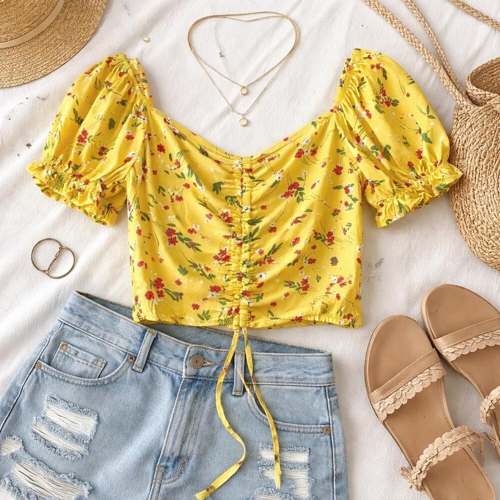 Bright And Feminine Yellow Floral 9 B 17